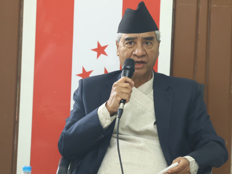 पदाधिकारी बैठकमा देउवाले भने- गठबन्धन सरकारमा सबैलाई मन्त्री बनाउन सकिन्न